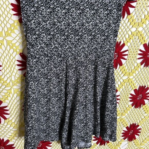 Black Forever 21 Floral Jumsuit M - Picture 11 of 13